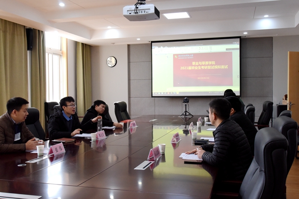 8c6296c678cd4976af9aa6defe69856c.jpg 面试现场.JPG